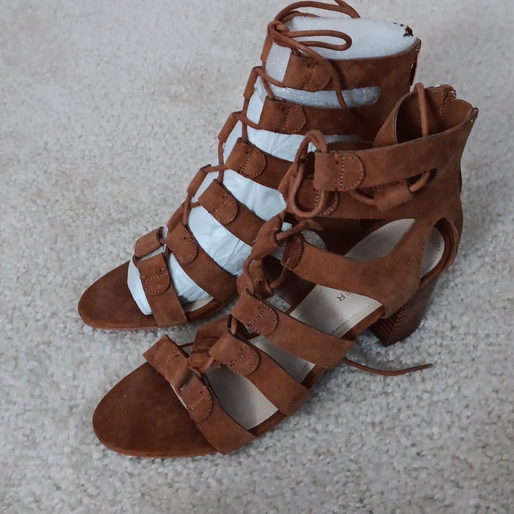 Lace-up sandals